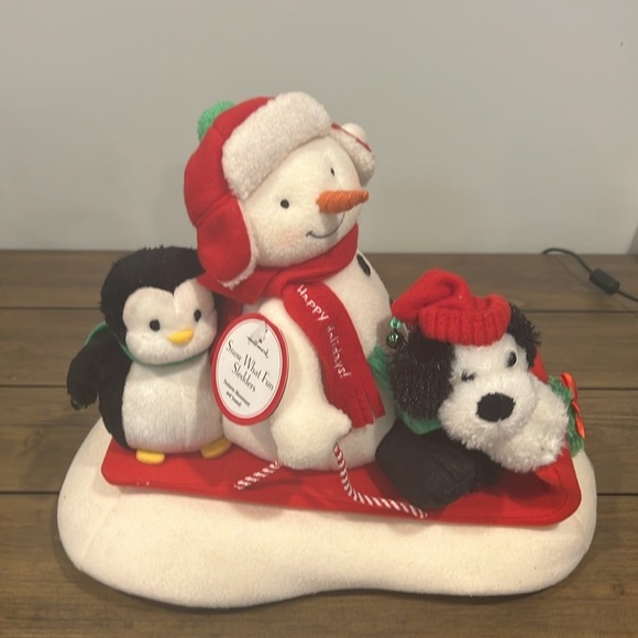 Hallmark snow what fun sledders 2007 jingle pals animated musical plush - Picture 6 of 12